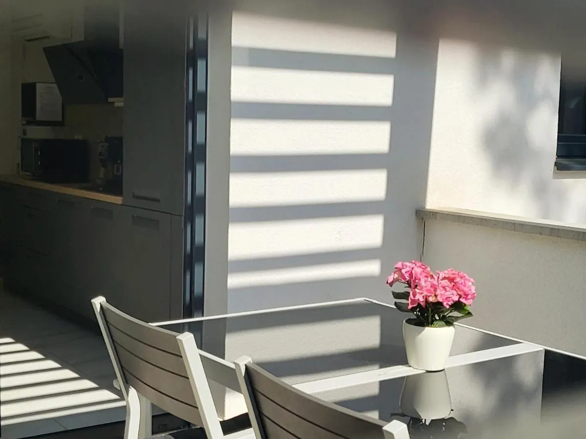 Apartments Elle Luxury Vantacici Malinska 0*,